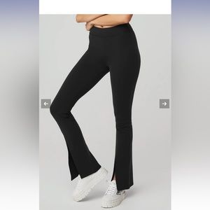 Alo Airbrush High-Waist Flutter Legging